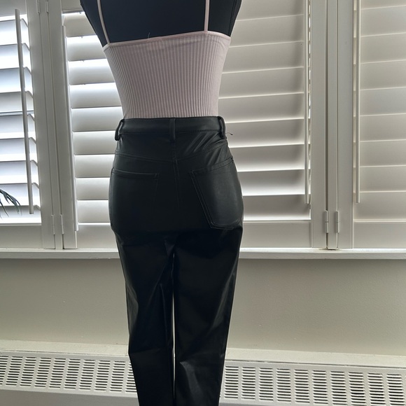 Aritzia Wilfred leather charm pants. Size 0 - Picture 2 of 4